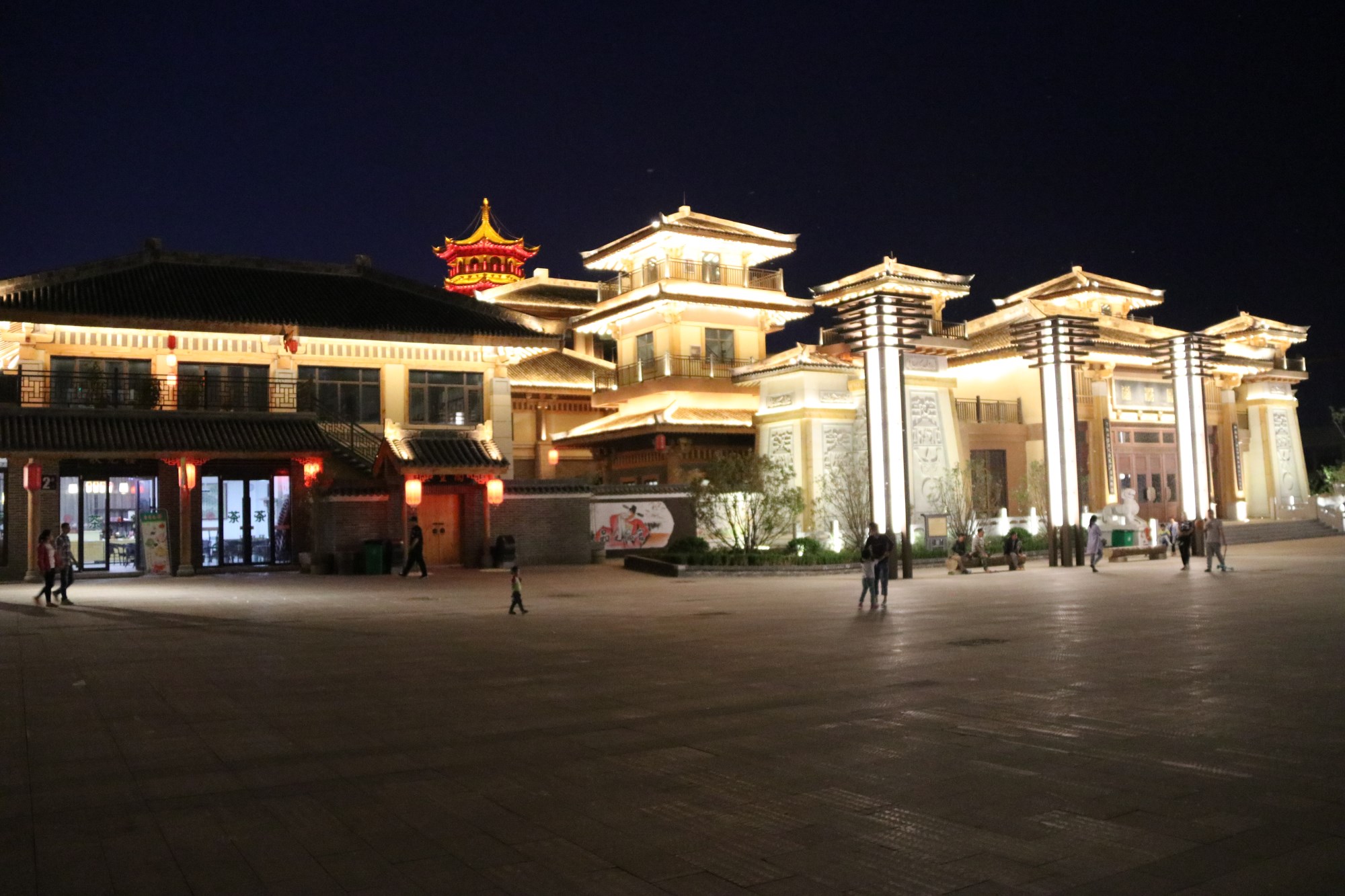 安裝LED洗墻燈應(yīng)注意的那些事項(xiàng)？